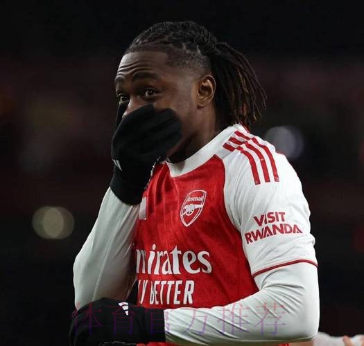 埃泽踢疯了!北伦敦德比首战戴帽,47年第一人,7战热刺轰6球 埃泽踢疯了!北伦敦德比首战戴帽,47年第一人,7战热刺轰6球